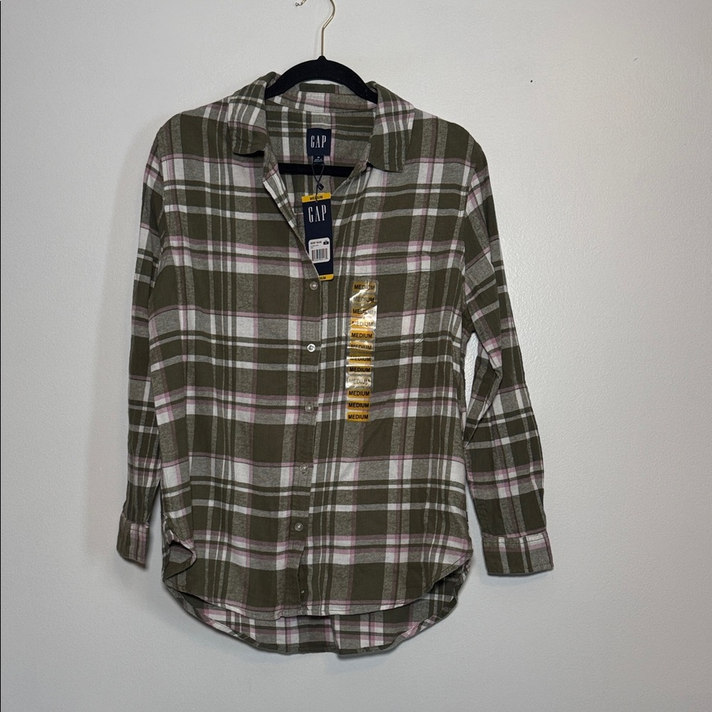 GAP Women’s Boyfriend Flannel Shirt Medium Green Plaid NWT